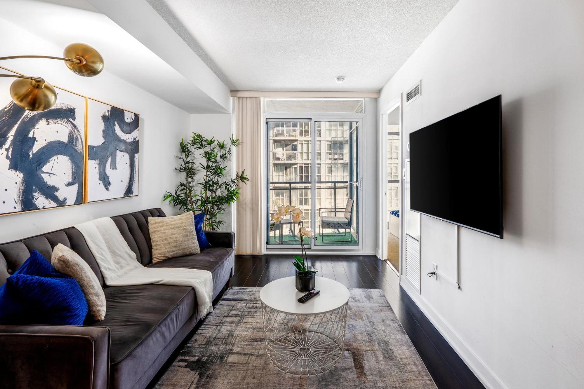 Exquisite Condos By Cn Tower With Parking Toronto Exteriör bild